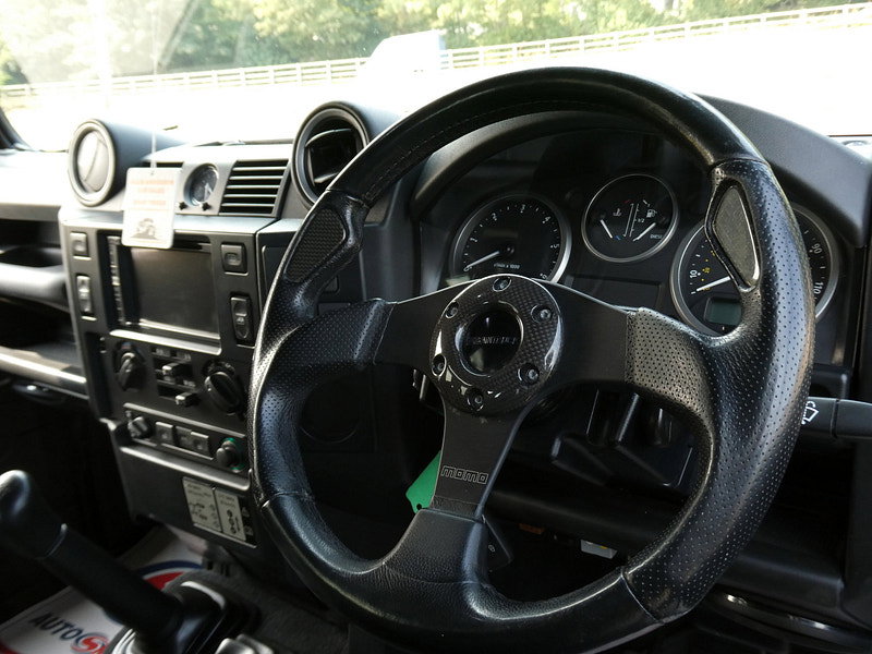 Land Rover Defender 90 2.2 TDCi XS Station Wagon Double Cab 3dr Diesel Manual 4WD SWB Euro 5 (122 ps) 3dr Manual 2026