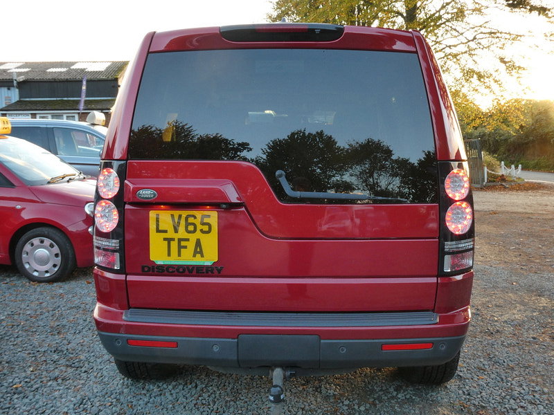 Land Rover Discovery 4 3.0 SD V6 SE Tech SUV 5dr Diesel Auto 4WD Euro 6 (s/s) (256 bhp) 5dr Automatic 2026
