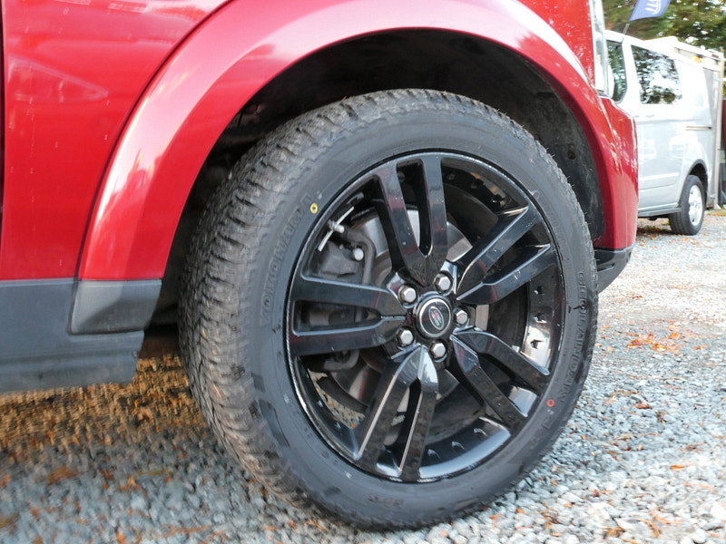 Land Rover Discovery 4 3.0 SD V6 SE Tech SUV 5dr Diesel Auto 4WD Euro 6 (s/s) (256 bhp) 5dr Automatic 2026