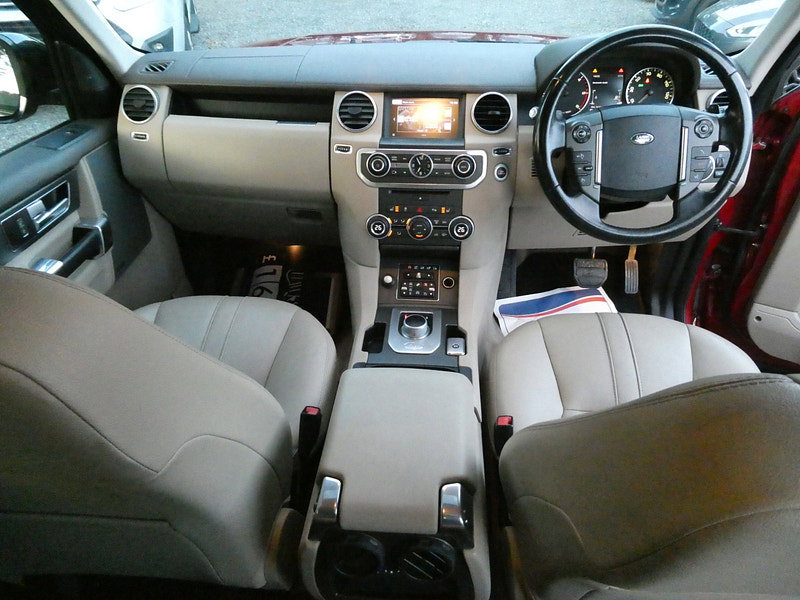 Land Rover Discovery 4 3.0 SD V6 SE Tech SUV 5dr Diesel Auto 4WD Euro 6 (s/s) (256 bhp) 5dr Automatic 2026