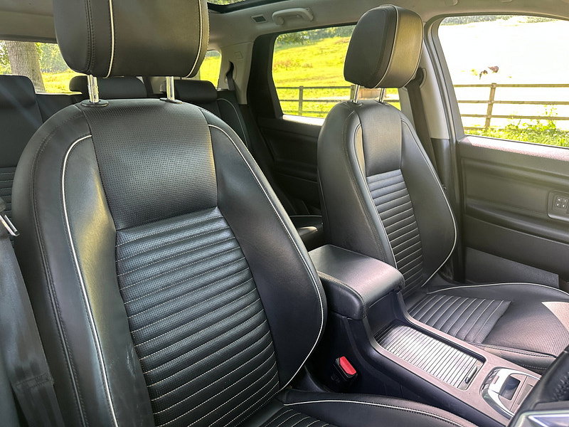 Land Rover Discovery Sport 2.0 SD4 HSE Dynamic Lux SUV 5dr Diesel Auto 4WD Euro 6 (s/s) (240 ps) 5dr Automatic 2026