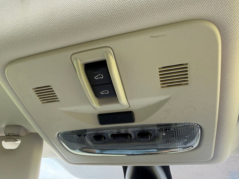 Land Rover Freelander 2 2.2 SD4 HSE Lux SUV 5dr Diesel CommandShift 4WD Euro 5 (190 ps) 5dr Automatic 2026