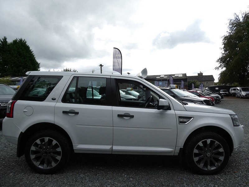 Land Rover Freelander 2 2.2 SD4 HSE SUV 5dr Diesel CommandShift 4WD Euro 5 (190 ps) 5dr Automatic 2026