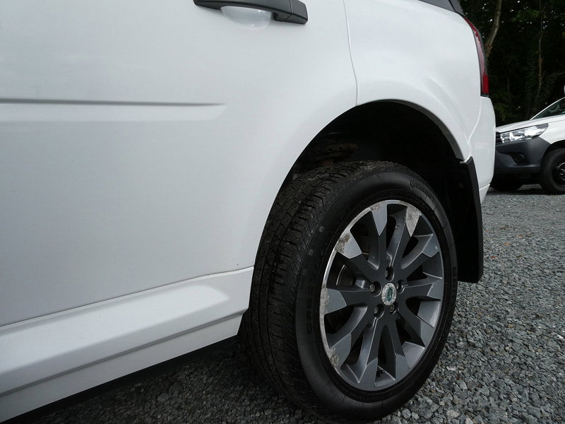 Land Rover Freelander 2 2.2 SD4 HSE SUV 5dr Diesel CommandShift 4WD Euro 5 (190 ps) 5dr Automatic 2026