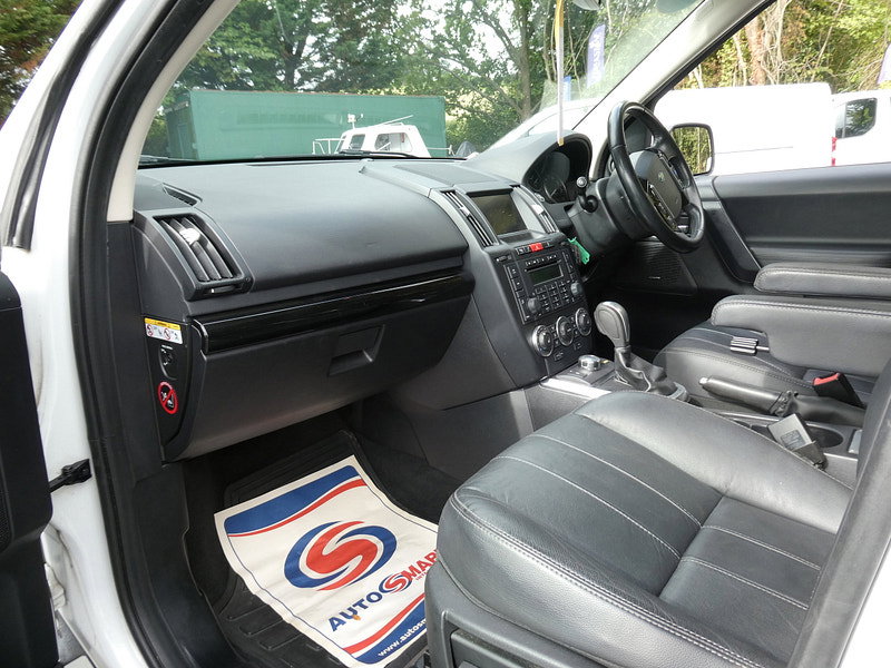Land Rover Freelander 2 2.2 SD4 HSE SUV 5dr Diesel CommandShift 4WD Euro 5 (190 ps) 5dr Automatic 2026