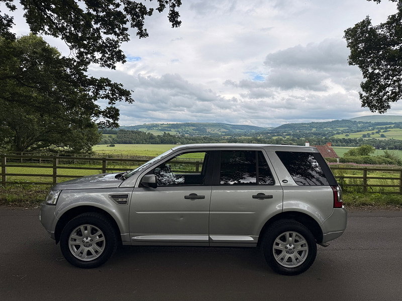 Land Rover Freelander 2 2.2 SD4 XS SUV 5dr Diesel CommandShift 4WD Euro 5 (190 ps) 5dr Automatic 2026