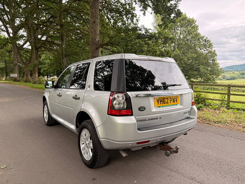 Land Rover Freelander 2 2.2 SD4 XS SUV 5dr Diesel CommandShift 4WD Euro 5 (190 ps) 5dr Automatic 2026