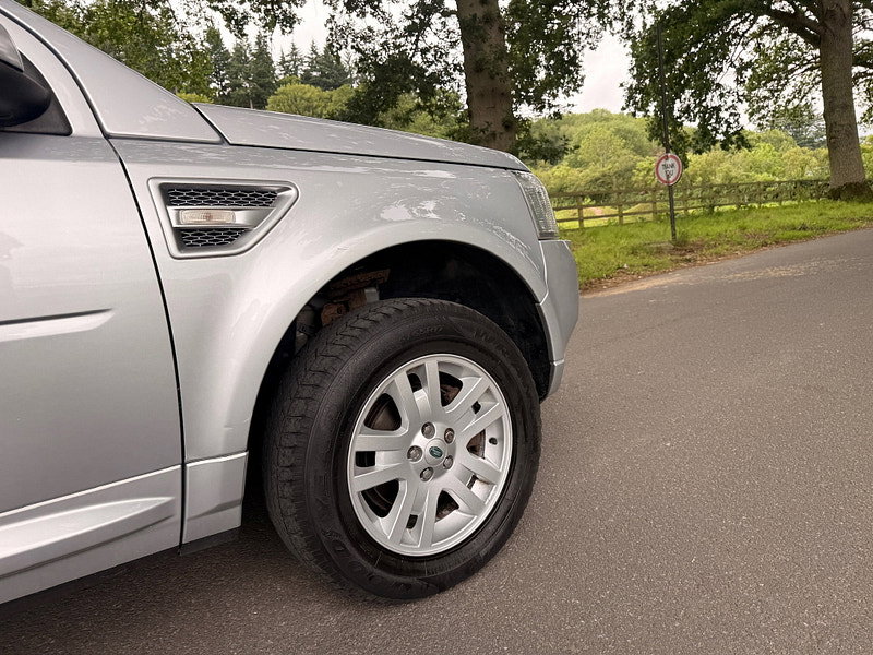 Land Rover Freelander 2 2.2 SD4 XS SUV 5dr Diesel CommandShift 4WD Euro 5 (190 ps) 5dr Automatic 2026