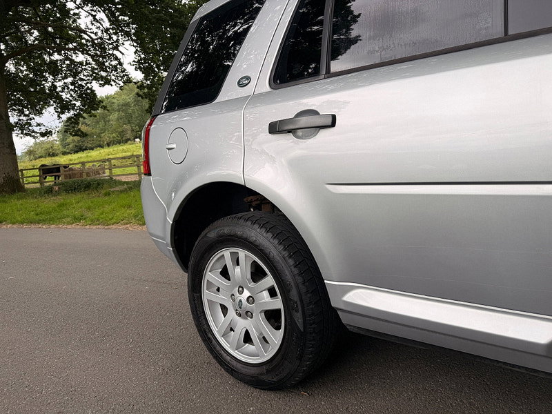 Land Rover Freelander 2 2.2 SD4 XS SUV 5dr Diesel CommandShift 4WD Euro 5 (190 ps) 5dr Automatic 2026