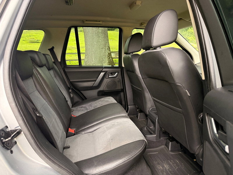 Land Rover Freelander 2 2.2 SD4 XS SUV 5dr Diesel CommandShift 4WD Euro 5 (190 ps) 5dr Automatic 2026