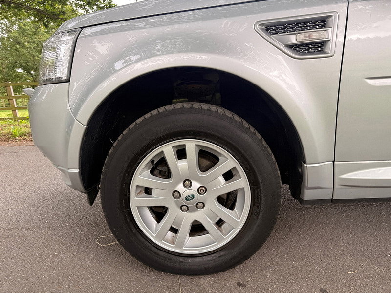 Land Rover Freelander 2 2.2 SD4 XS SUV 5dr Diesel CommandShift 4WD Euro 5 (190 ps) 5dr Automatic 2026