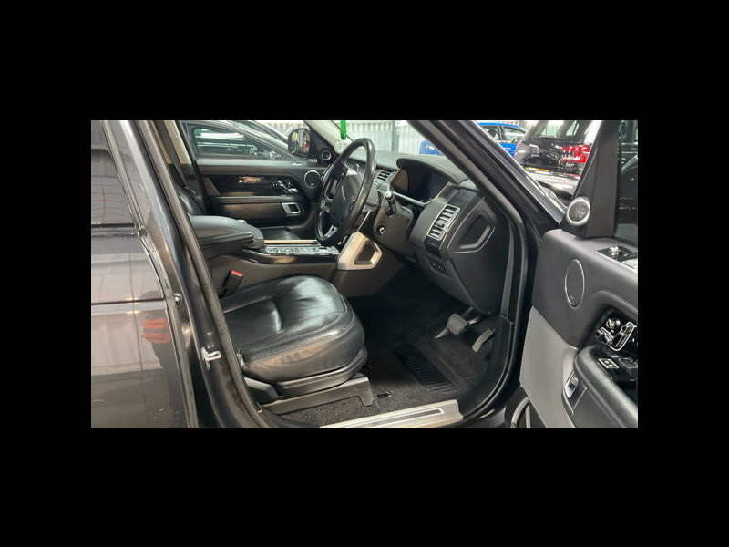Land Rover Range Rover 4.4 SD V8 Autobiography SUV 5dr Diesel Auto 4WD Euro 6 (s/s) (339 ps) 5dr Automatic 2026