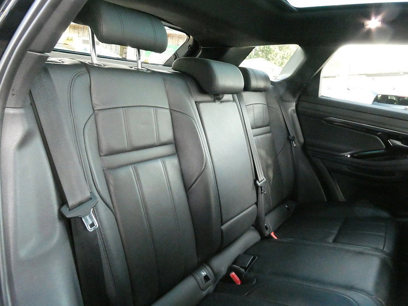 Land Rover Range Rover Evoque 2.0 D180 R-Dynamic SE SUV 5dr Diesel Auto 4WD Euro 6 (s/s) (180 ps) 5dr Automatic 2026