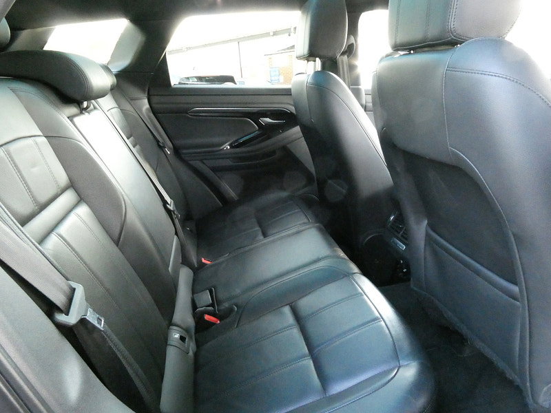 Land Rover Range Rover Evoque 2.0 D180 R-Dynamic SE SUV 5dr Diesel Auto 4WD Euro 6 (s/s) (180 ps) 5dr Automatic 2026