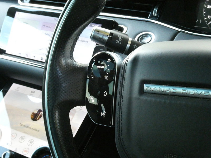 Land Rover Range Rover Evoque 2.0 D180 R-Dynamic SE SUV 5dr Diesel Auto 4WD Euro 6 (s/s) (180 ps) 5dr Automatic 2026