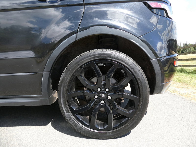 Land Rover Range Rover Evoque 2.2 SD4 Dynamic SUV 5dr Diesel Auto 4WD Euro 5 (s/s) (190 ps) 5dr Automatic 2026