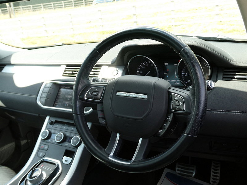 Land Rover Range Rover Evoque 2.2 SD4 Dynamic SUV 5dr Diesel Auto 4WD Euro 5 (s/s) (190 ps) 5dr Automatic 2026