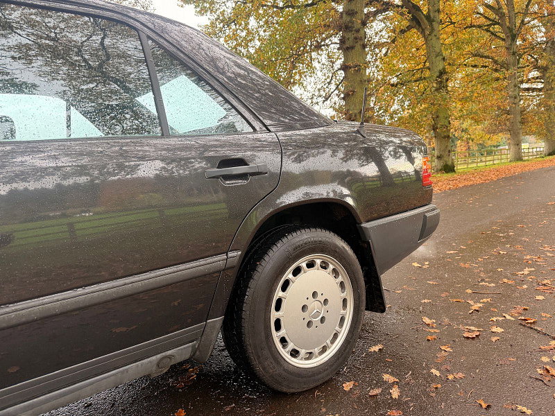 Mercedes-Benz 230 Black 4dr Automatic 2026
