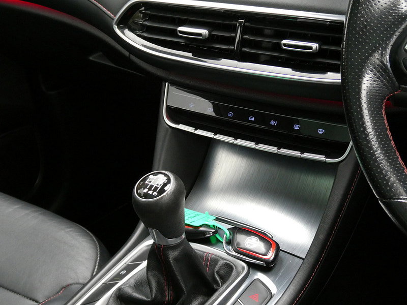 MG Mg hs 1.5 T-GDI Exclusive SUV 5dr Petrol Manual Euro 6 (s/s) (162 ps) 5dr Manual 2026