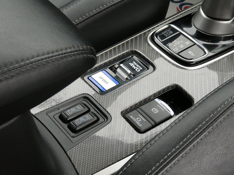 Mitsubishi Outlander 2.4h TwinMotor 13.8kWh Dynamic SUV 5dr Petrol Plug-in Hybrid CVT 4WD Euro 6 (s/s) (224 ps) 5dr Automatic 2026