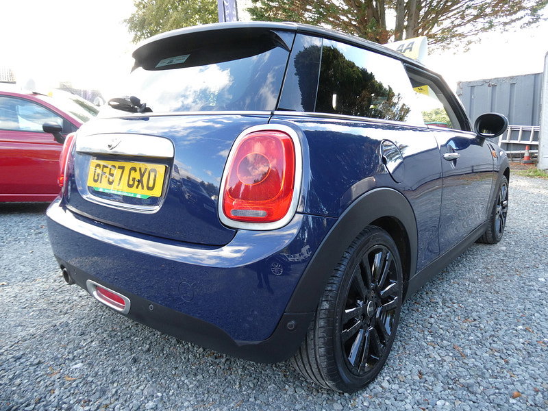 MINI Hatch 1.5 Cooper Seven Hatchback 3dr Petrol Manual Euro 6 (s/s) (136 ps) 3dr Manual 2026
