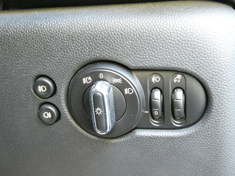 MINI Hatch 1.5 Cooper Seven Hatchback 3dr Petrol Manual Euro 6 (s/s) (136 ps) 3dr Manual 2026