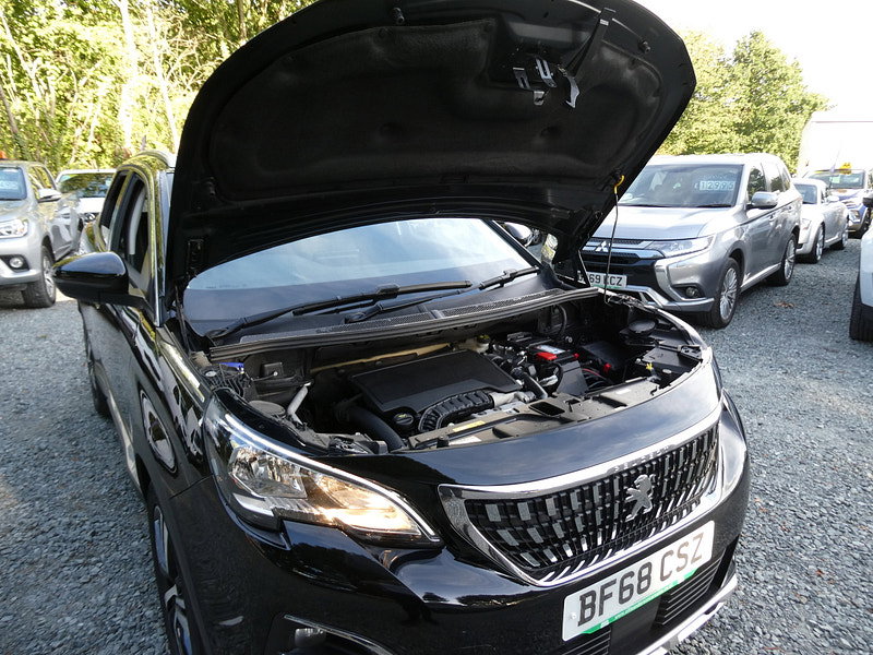 Peugeot 3008 1.2 PureTech Allure SUV 5dr Petrol Manual Euro 6 (s/s) (130 ps) 5dr Manual 2026