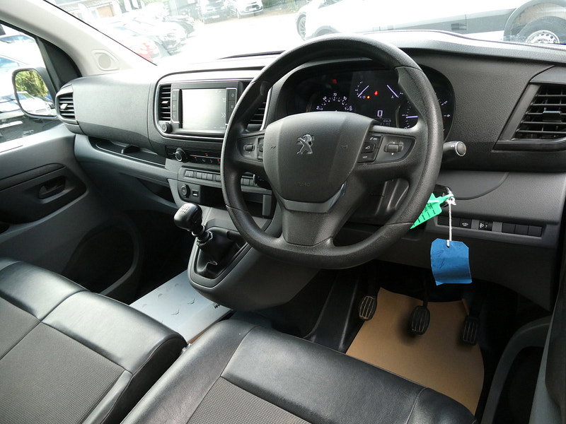 Peugeot Expert 1.5 BlueHDi 1000 Professional Compact Panel Van 6dr Diesel Manual SWB Euro 6 (s/s) (100 bhp) 6dr Manual 2026