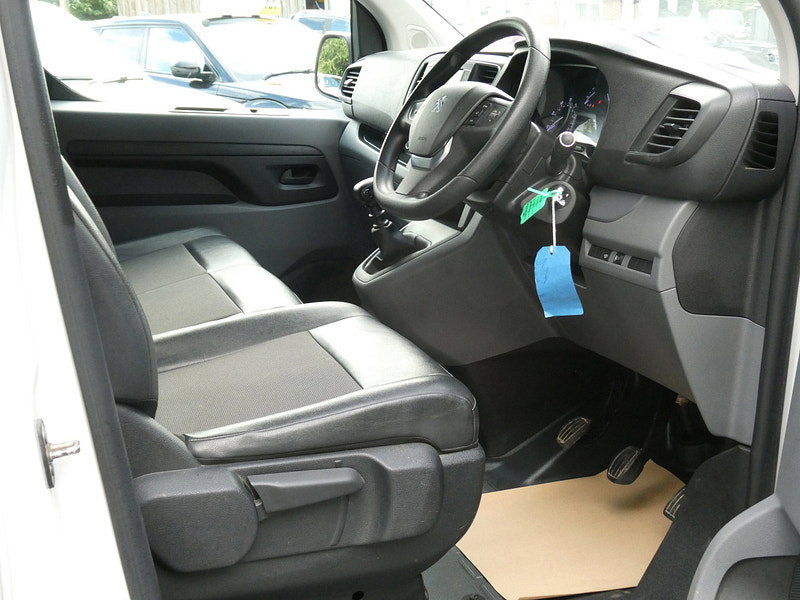Peugeot Expert 1.5 BlueHDi 1000 Professional Compact Panel Van 6dr Diesel Manual SWB Euro 6 (s/s) (100 bhp) 6dr Manual 2026