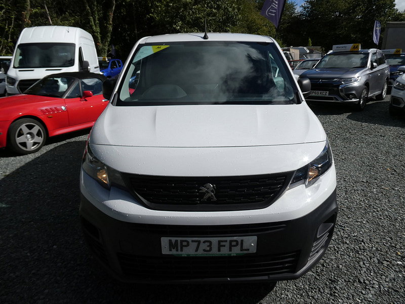 Peugeot Partner 1.5 BlueHDi 1000 Professional Premium + Standard Panel Van 5dr Diesel Manual SWB Euro 6 (s/s) (100 bhp) 5dr Manual 2026