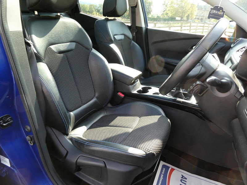 Renault Kadjar 1.3 TCe S Edition SUV 5dr Petrol Manual Euro 6 (s/s) (140 ps) 5dr Manual 2026