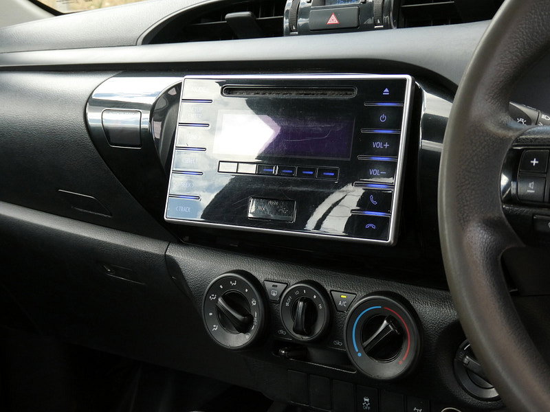 Toyota Hilux 2.4 D-4D Active Narrow Body Pickup 2dr Diesel Manual 4WD Euro 6 (150 ps) 2dr Manual 2026