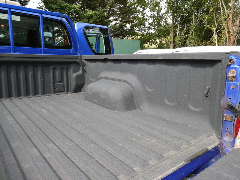 Toyota Hilux 2.4 D-4D Active Extra Pickup Extended Cab 4dr Diesel Manual 4WD Euro 6 (s/s) (150 ps) 4dr Manual 2026