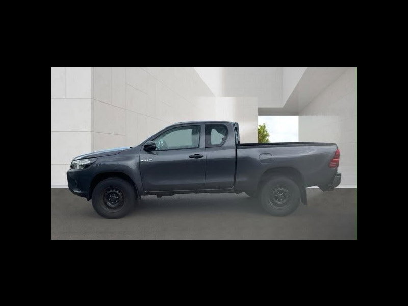 Toyota Hilux 2.4 D-4D Active Extra Pickup Extended Cab 4dr Diesel Manual 4WD Euro 6 (s/s) (150 ps) 4dr Manual 2026