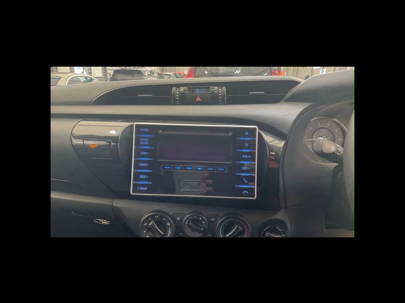 Toyota Hilux 2.4 D-4D Active Extra Pickup Extended Cab 4dr Diesel Manual 4WD Euro 6 (s/s) (150 ps) 4dr Manual 2026