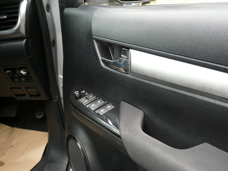 Toyota Hilux 2.4 D-4D Invincible Pickup Double Cab 4dr Diesel Auto 4WD Euro 6 (TSS, 3.5t) (150 ps) 4dr Automatic 2026