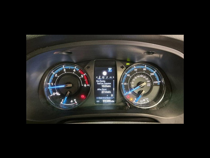 Toyota Hilux 2.8 D-4D Invincible X Pickup Double Cab 4dr Diesel Auto 4WD Euro 6 (s/s) (204 ps) 4dr Automatic 2026