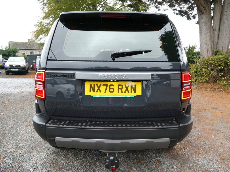 Toyota Land Cruiser 2.8D MHEV Panel Van 5dr Diesel Hybrid Auto 4WD LWB Euro 6 (s/s) (205 ps) 5dr Automatic 2026