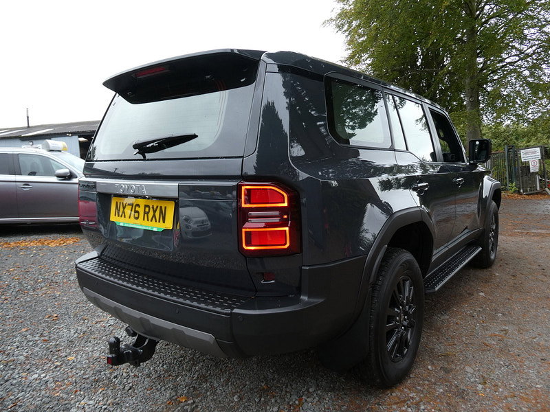 Toyota Land Cruiser 2.8D MHEV Panel Van 5dr Diesel Hybrid Auto 4WD LWB Euro 6 (s/s) (205 ps) 5dr Automatic 2026