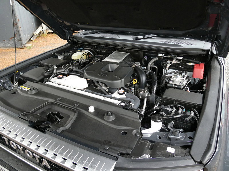 Toyota Land Cruiser 2.8D MHEV Panel Van 5dr Diesel Hybrid Auto 4WD LWB Euro 6 (s/s) (205 ps) 5dr Automatic 2026