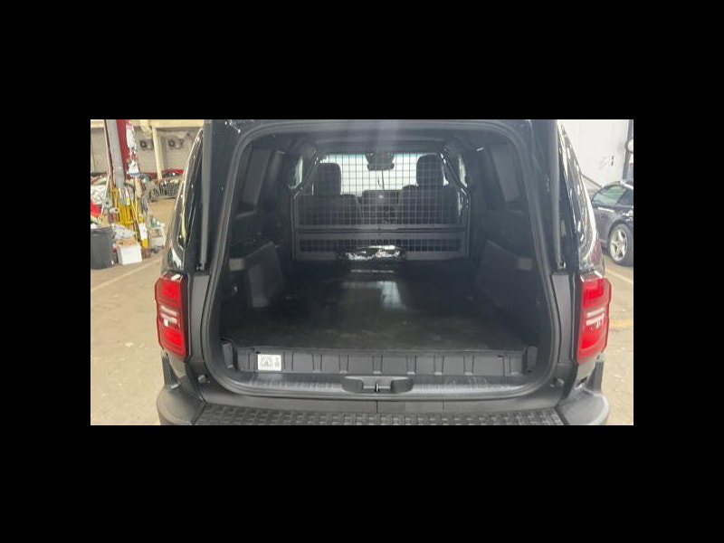 Toyota Land Cruiser 2.8D MHEV Panel Van 5dr Diesel Hybrid Auto 4WD LWB Euro 6 (s/s) (205 ps) 5dr Automatic 2026