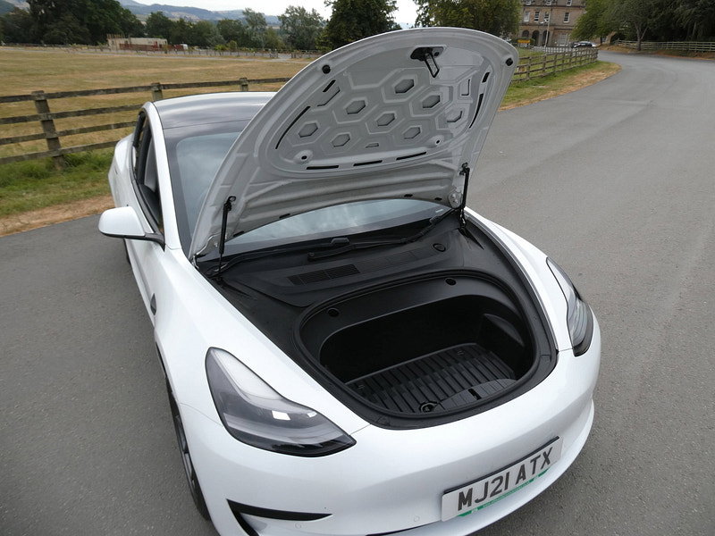 Tesla Model 3 Standard Range Plus Saloon 4dr Electric Auto RWD (241 bhp) 4dr Automatic 2026