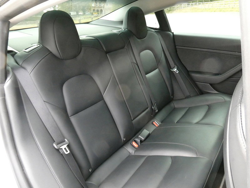 Tesla Model 3 Standard Range Plus Saloon 4dr Electric Auto RWD (241 bhp) 4dr Automatic 2026