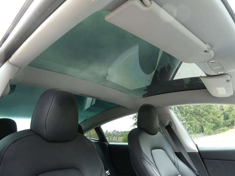 Tesla Model 3 Standard Range Plus Saloon 4dr Electric Auto RWD (241 bhp) 4dr Automatic 2026
