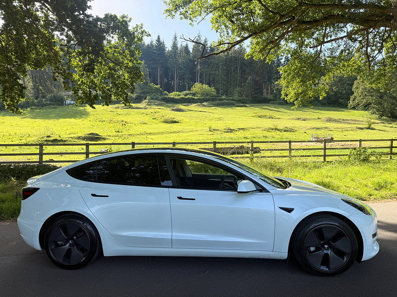 Tesla Model 3 Standard Range Plus Saloon 4dr Electric Auto RWD (241 bhp) 4dr Automatic 2026