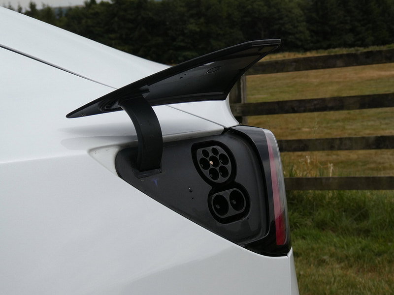 Tesla Model 3 Standard Range Plus Saloon 4dr Electric Auto RWD (241 bhp) 4dr Automatic 2026