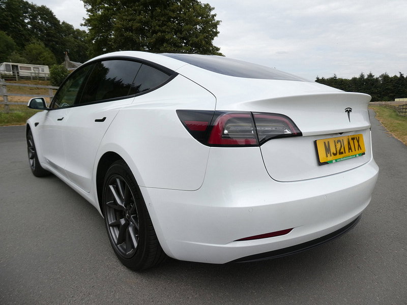Tesla Model 3 Standard Range Plus Saloon 4dr Electric Auto RWD (241 bhp) 4dr Automatic 2026