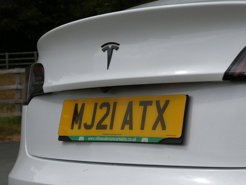 Tesla Model 3 Standard Range Plus Saloon 4dr Electric Auto RWD (241 bhp) 4dr Automatic 2026