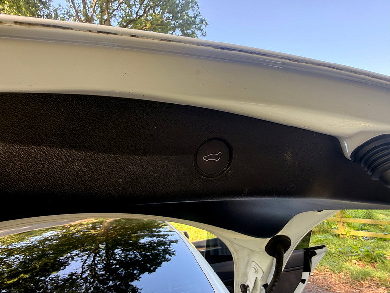 Tesla Model 3 Standard Range Plus Saloon 4dr Electric Auto RWD (241 bhp) 4dr Automatic 2026