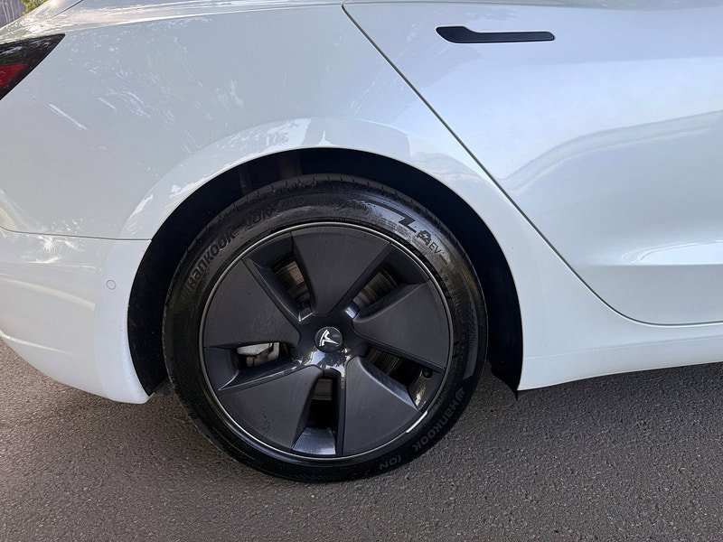 Tesla Model 3 Standard Range Plus Saloon 4dr Electric Auto RWD (241 bhp) 4dr Automatic 2026